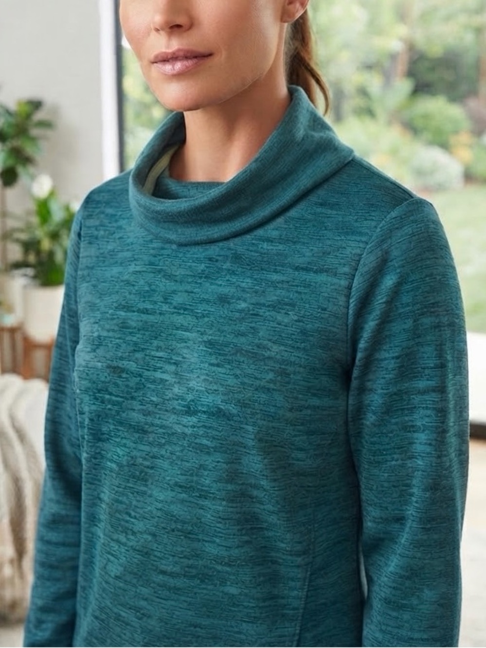 NWOT Tek Gear Women’s Fleece Pullover - Blue w/ Small Cowl Neck - Size Small